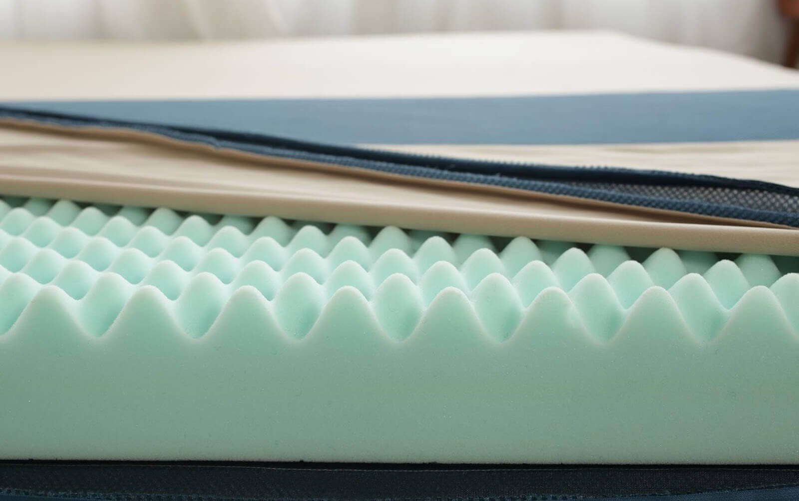 Foam là gì? Ưu nhược điểm và ứng dụng của chất liệu foam